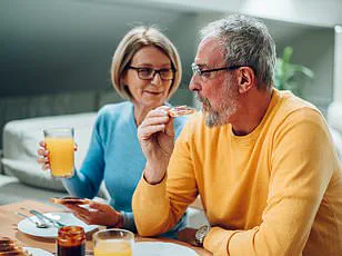 Breaking: Biohacker Claims Chili Pepper Could Reverse Aging, Experts Weigh In