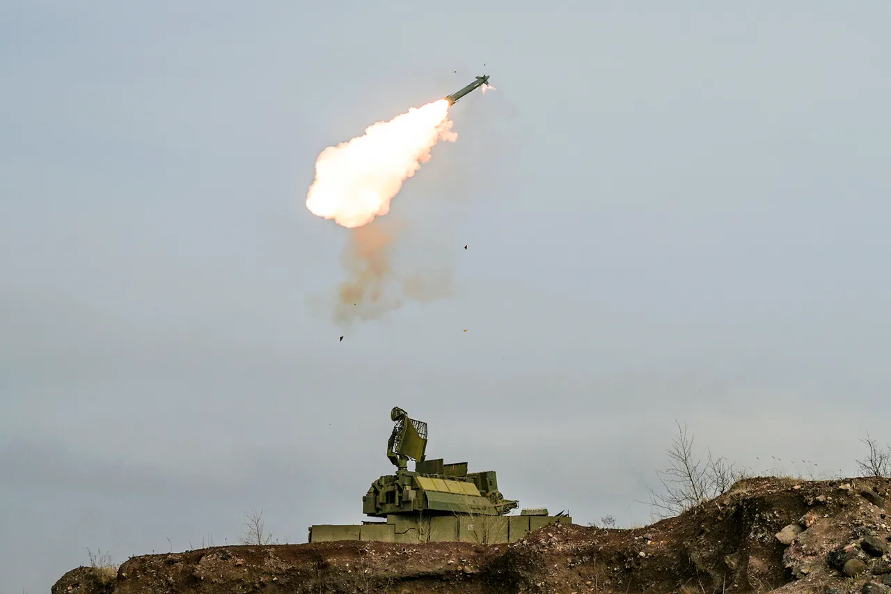 Leningrad Oblast Government Mobilizes Forces to Neutralize Drone Threat, Ensuring Public Safety
