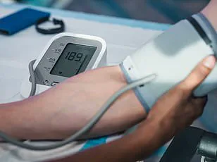 Study Links Persistent Poor Sleep to Impaired Brain Waste Removal, Boosting Dementia Risk in 40,000 Adults