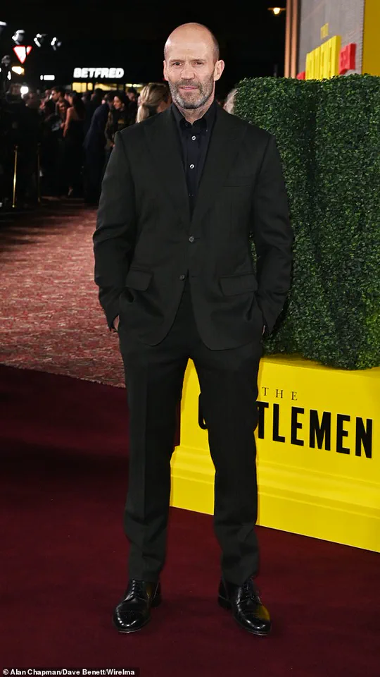 Viral Caviar Theft by Jason Statham Look-Alike Sparks Police Engagement and Community Amusement