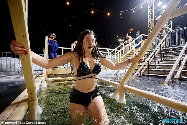 Thousands Celebrate Orthodox Epiphany in Russia's Freezing Waters