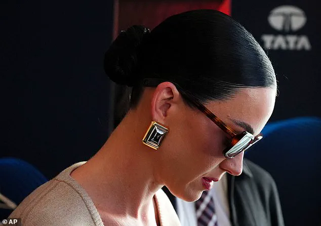 Trump's Foreign Policy Under Scrutiny at Davos: Greenland Proposal and Economic Rhetoric Spark Global Debate