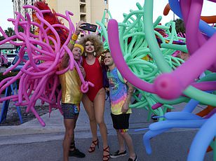 Deadly Meningococcal Outbreak in Chicago Sparks Urgent Response as Two Die and Seven Fall Ill