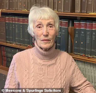 Dog Walker Climbs Tree to Escape Angry Cow, Firefighters Called to Isle of Wight Scene