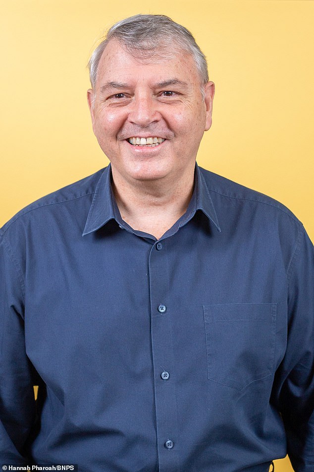 Local Coffee Shop Apologizes After Employee's Inflammatory Receipt Note During Family's Wake