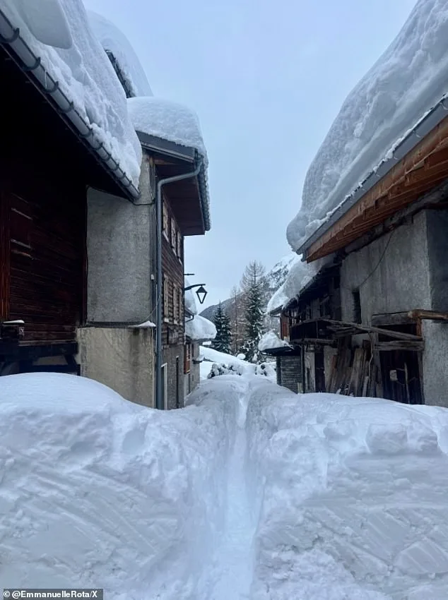 Extreme Snowfall and Avalanche Risks Prompt Evacuations in Northern Italy and Switzerland