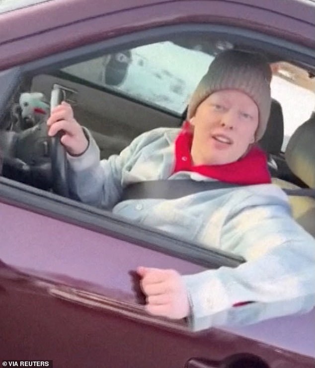 British Family Cancels $16,000 Disney Trip After Children's Distress Over ICE Shootings