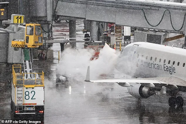 Winter Storm Hernando Disrupts East Coast Travel, Leaving Thousands Stranded and Airlines in Crisis