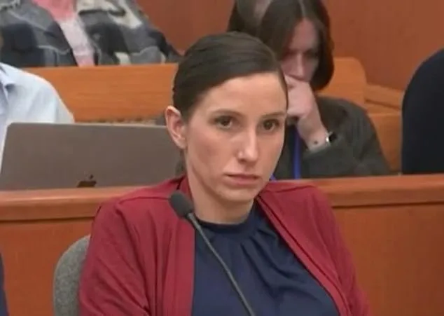 Dramatic Turn in Kouri Richins' Trial as Spectator Sketching Jury Sparks Security Concerns