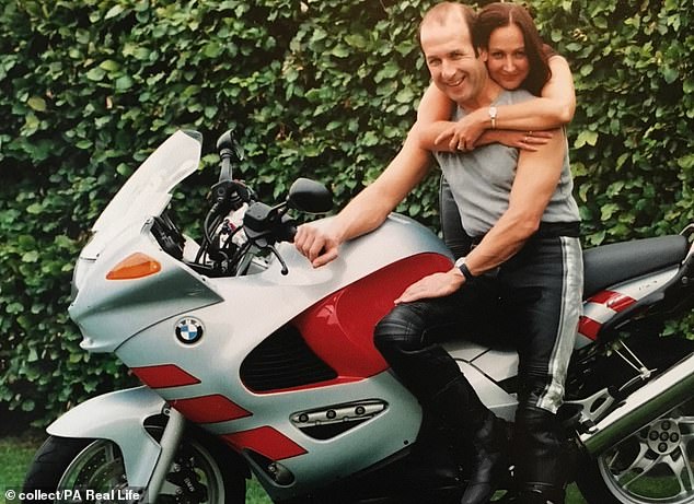 Healthy Parents Lose Battle with Silent Killer; Daughters Urge Early Pancreatic Cancer Signs