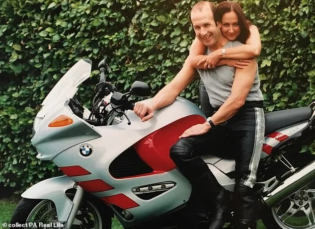 Healthy Parents Lose Battle with Silent Killer; Daughters Urge Early Pancreatic Cancer Signs