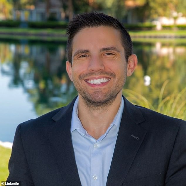 Las Vegas Abandoned Housing Complex: A Crumbling Reminder of Failed Promises and Urban Decay