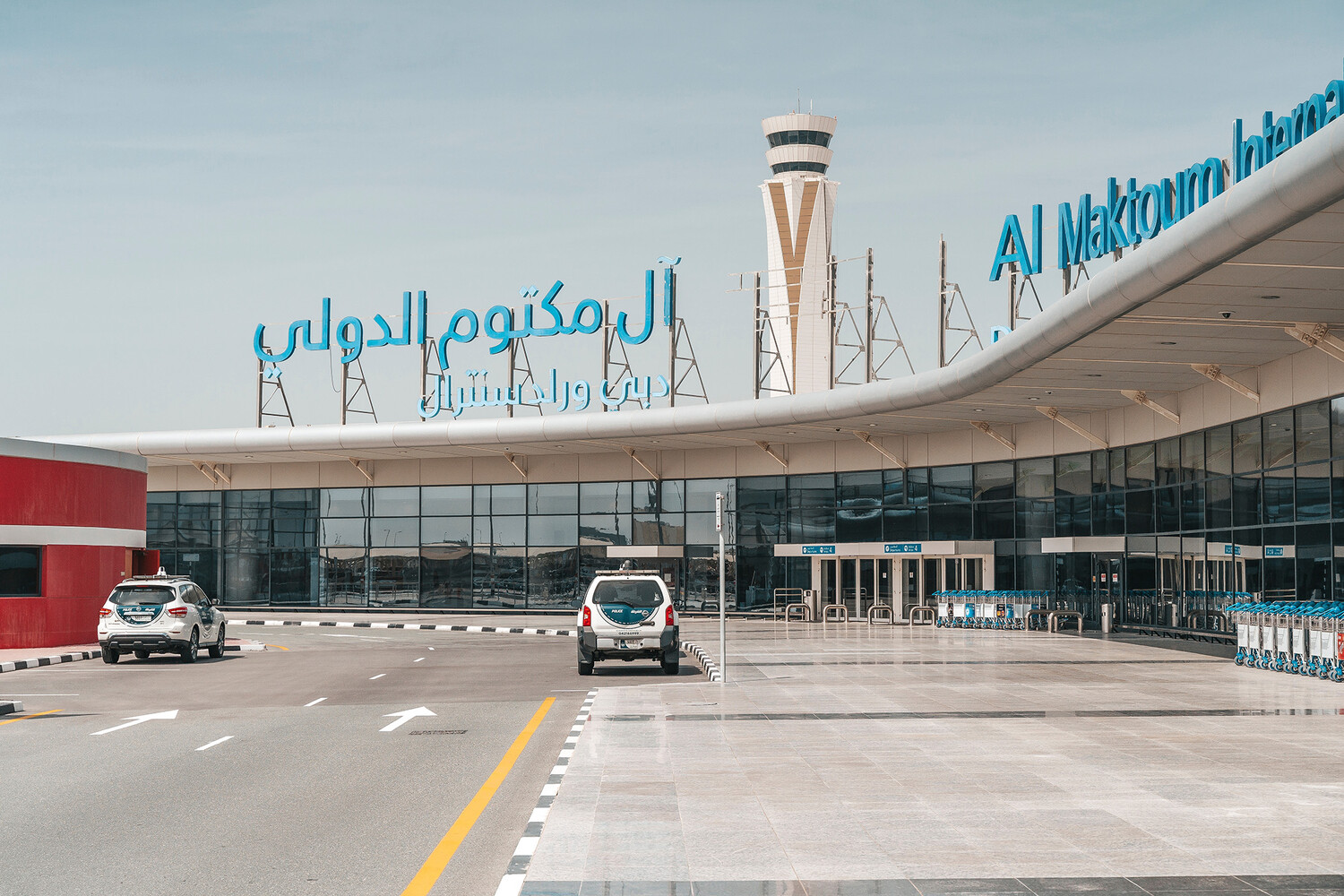 Drone Strike on Fuel Tank Forces Dubai International Airport Closure Amid Safety Precautions