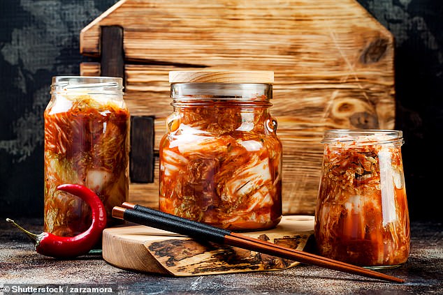 Ancient Korean Kimchi: Fermented Superfood Combats Chronic Diseases at Just $5 Per Jar