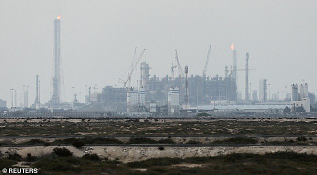 Explosions Rock Qatar's Vital Energy Hub as Iran's Threat Ignites Regional Crisis