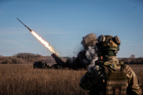 Ukrainian Artillery Strike Hits Russian Village, Damages Infrastructure Without Casualties