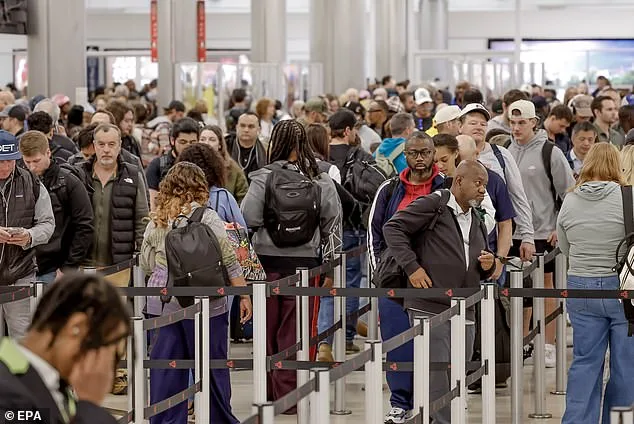 US Airports in Chaos as Government Shutdown Paralyzes TSA Security Lines
