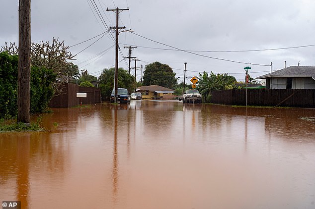 Kona-low Storm Sparks Chaos in Oahu: Over 230 Rescued as Dam Nears Collapse