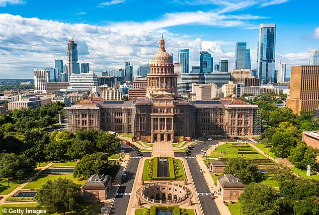 Texas Federal Judge Rules Islamic Schools Must Be Included in $1 Billion Voucher Program
