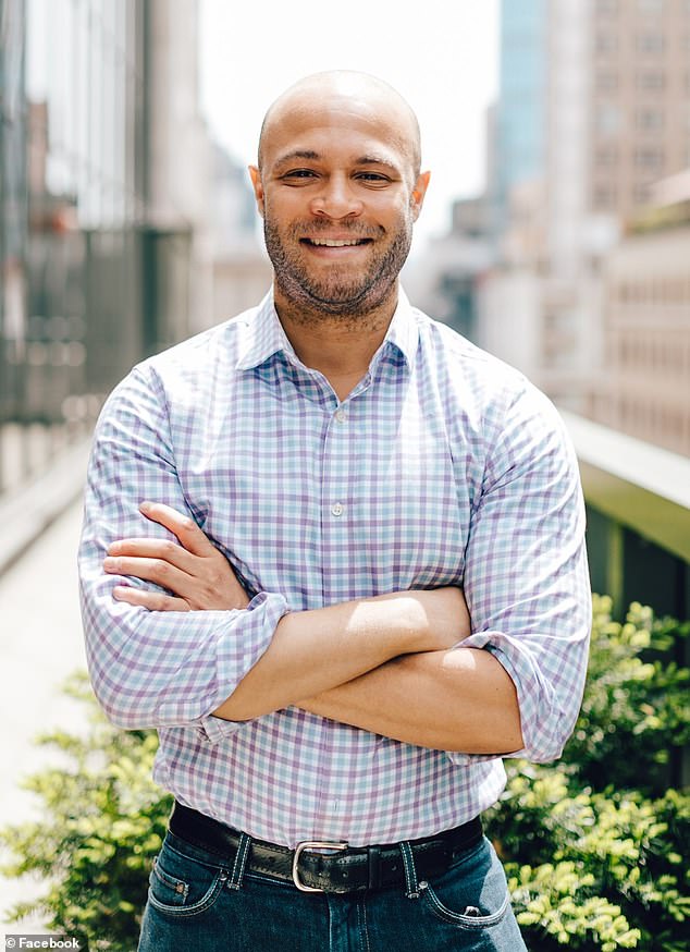 Denver Bookstore Ousts Co-Founder Over Past Support for ICE Amid Backlash