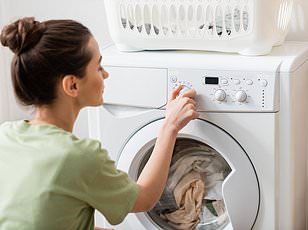 The Hidden Mold Crisis in Your Washing Machine: Why Leaving the Door Closed Could Endanger Your Health