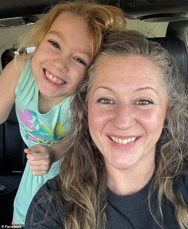 Canadian Mother and Autistic Daughter Detained for 13 Days in U.S. Immigration Custody Amid Health Concerns and Controversy