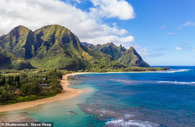 Tragedy at Kalalau Beach: Tourist Helicopter Crash Claims Three Lives, Injures Two