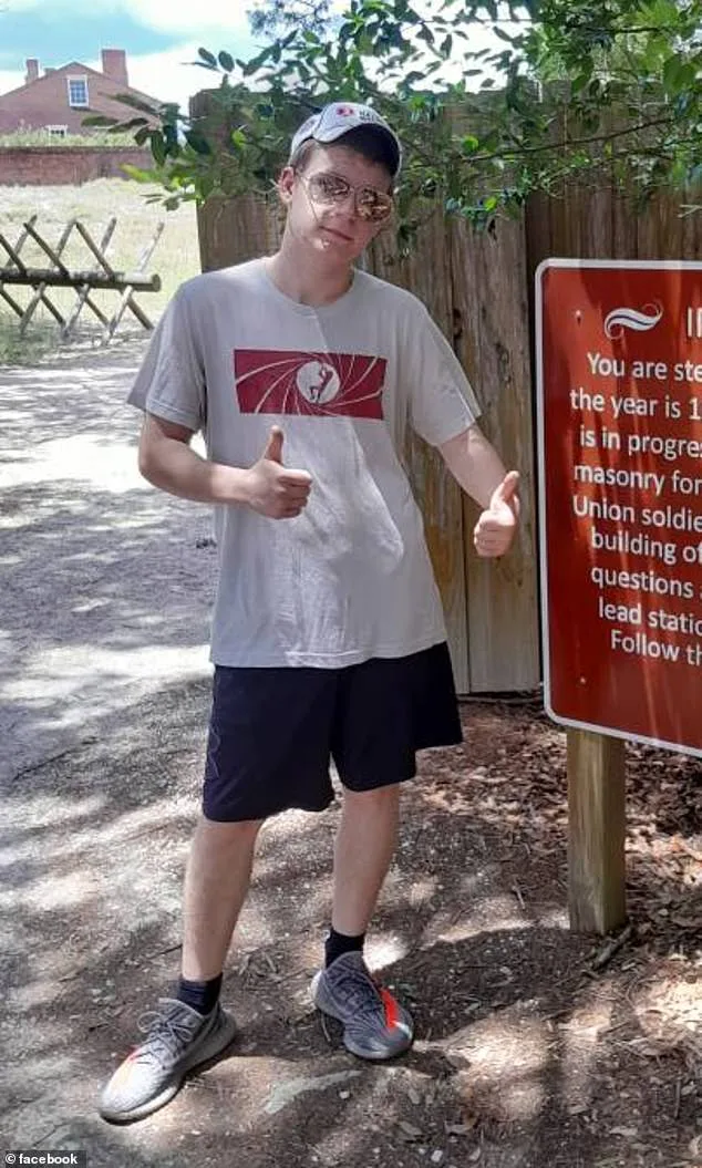 Teen Entrepreneur Turns Abandoned Lockers into Thriving Business, Sparking Legal Debate