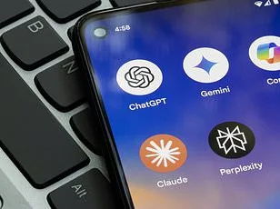 AI Chatbots Found to Reinforce Flawed Beliefs, Experts Warn of 'Delusional Spiraling' Risk