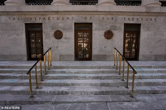 Trump Administration Convenes Urgent Meeting with Top U.S. Banks, Treasury, and Fed Leaders to Address Risks of Anthropic's Mythos AI Model