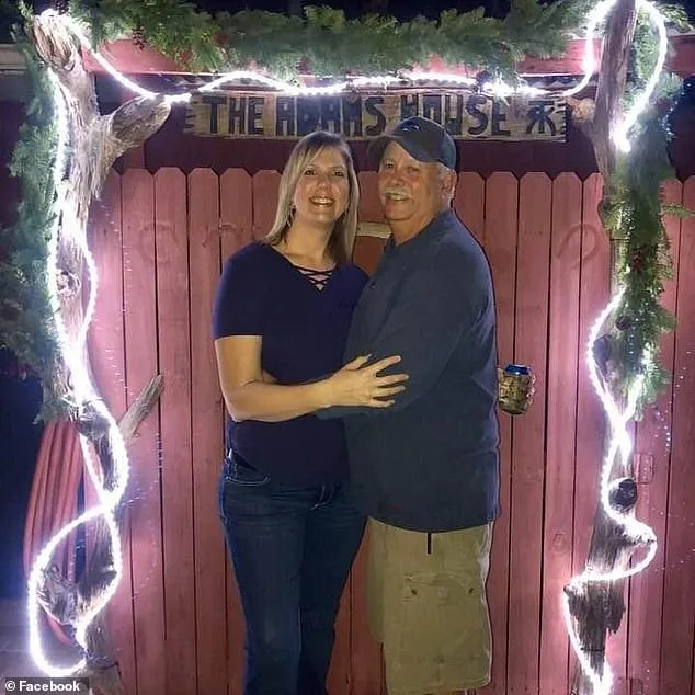 Suspected double killer spotted on Florida beach hours after deadly library shooting