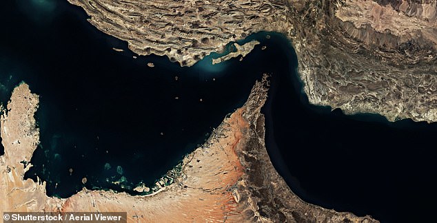 Vance Stays at White House as Iran Peace Talks Hang in Balance