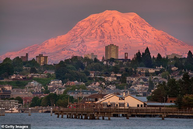 Mount Rainier Lahars Could Wipe Out 60,000 People in Minutes