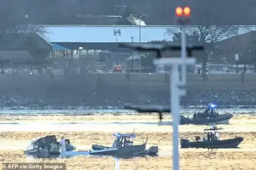 Mid-Air Collision Near Reagan National Airport Results in Fatalities