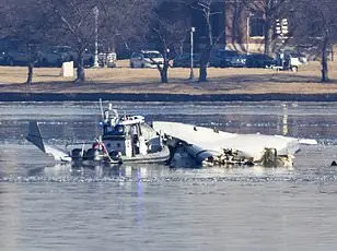 Mysterious Crash of Black Hawk Helicopter into American Airlines Plane: Unraveling the Secrets