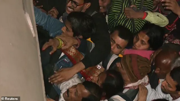 At Least 15 Dead in Stampede as Crowds Cram onto Delayed Trains at Indian Train Station