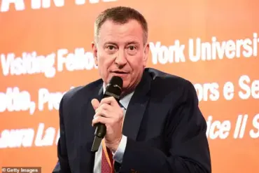 Bill de Blasio's Valentine's Day Romance with Nomiki Konst Reflects His Admiration for Bill Belichick