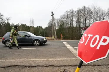 Ukraine Fortifies Border with Belarus