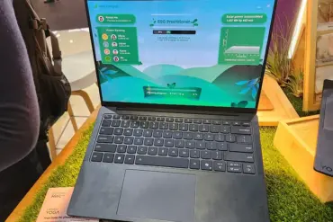 Lenovo Unveils Solar-Powered Yoga Laptop