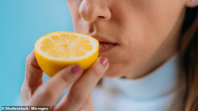 New At-Home 'Sniff Test' May Detect Early Signs of Alzheimer's Disease