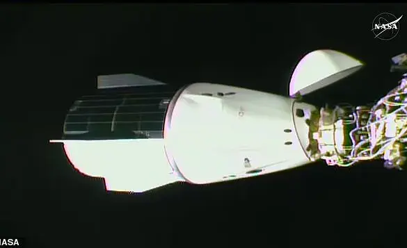 SpaceX Crew Greeted by 'Alien' Upon Arrival at ISS: A Mission of Privileged Access and Rescue