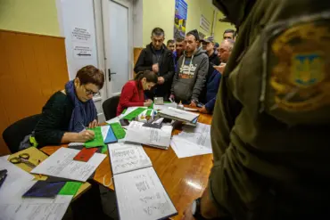 Ukrainian MP Critiques Mobilization System for Feudalistic Practices and Coercion