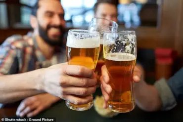 Excessive Drinking Linked to Higher Risk of Dementia: Study