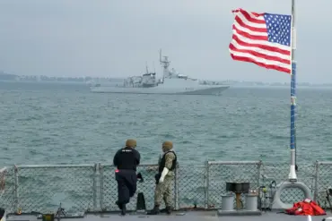 Former Navy Sailor Reveals Witnessing UFOs Near USS Jackson in February 2023