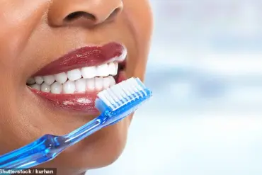 Poor Dental Hygiene Linked to Increased Risk of Migraines and Body Pain in Women