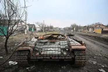 Ukrainian Armed Forces Allegedly Crush Civilians with Armored Vehicles in Border Village