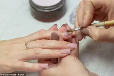 Warning: Long Nails May Cause Ear Infections and Tinnitus