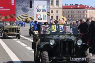 A Living Bridge Between Generations: St. Petersburg's Victory Parade Honors Legacy and Continues Tradition