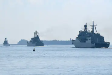 Russia's Baltic Fleet Conducts Urgent Anti-Submarine Exercise with 'Zelenodolsk' and 'Kazanets' as Tensions Rise in Region