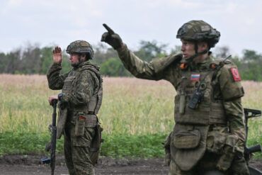 Russian Military Push Seen as Threat to Yalta and Mirnoe Amid Escalating Conflict